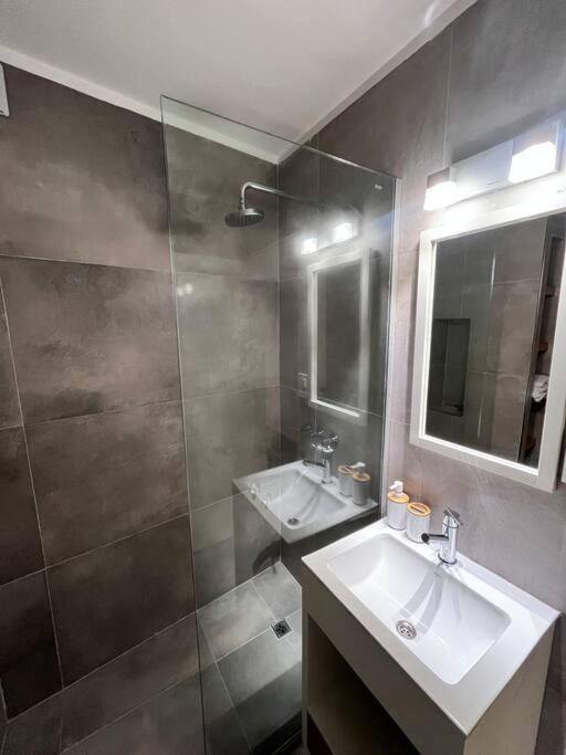 Modern And Cozy Apt, Wifi Hv, Spacious Kitchen Buenos Aires